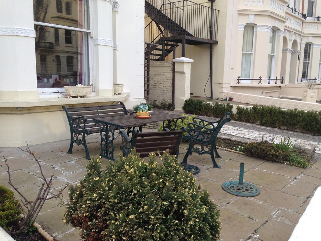 Adastral Hotel Brighton Eksteriør billede